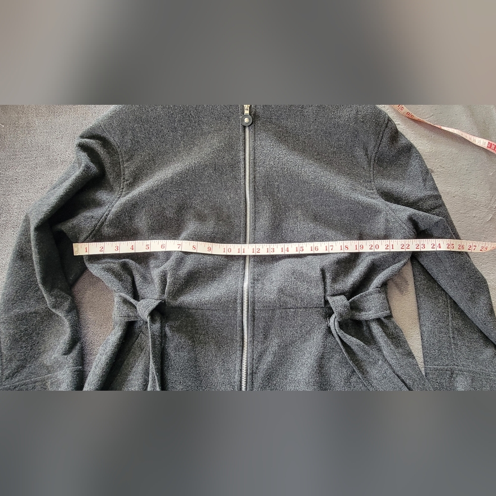 Jacket - Picture 7 of 8